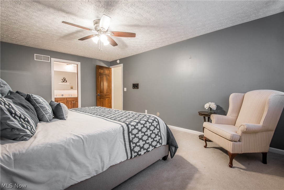 Irish Oaks - Residential