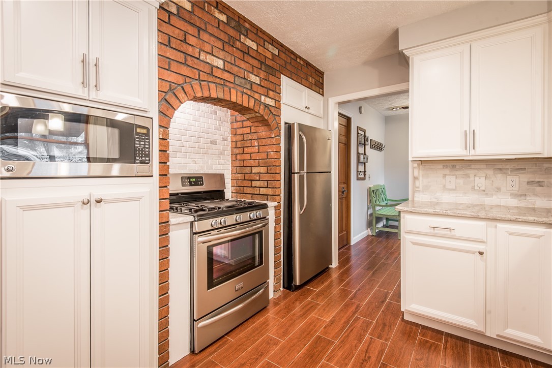 Irish Oaks - Residential