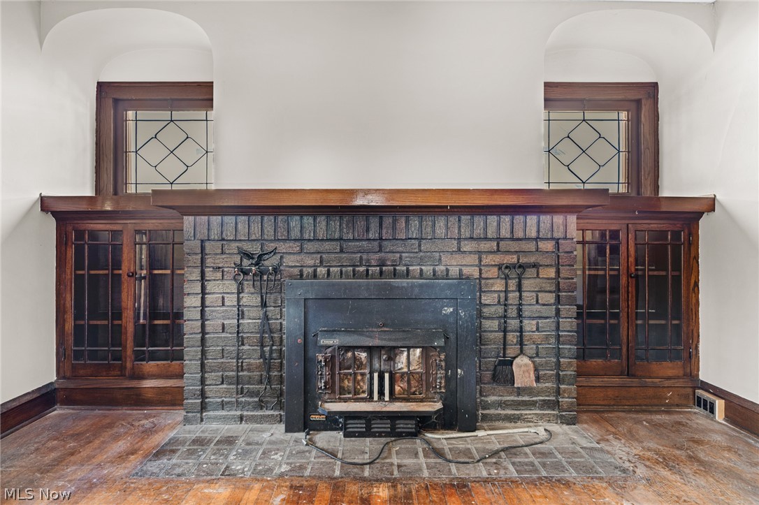 15 Grand Street