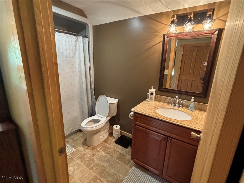 693 Evening Star Avenue, East Canton, Ohio image 25
