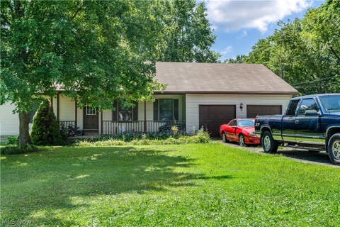 Photo of 5010 State Route 307, Geneva, OH 44041 (MLS # 5238643)
