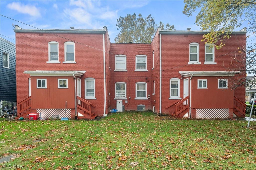 Photo of 3422 Daisy Avenue, Cleveland, OH 44109 (MLS # 5191395)