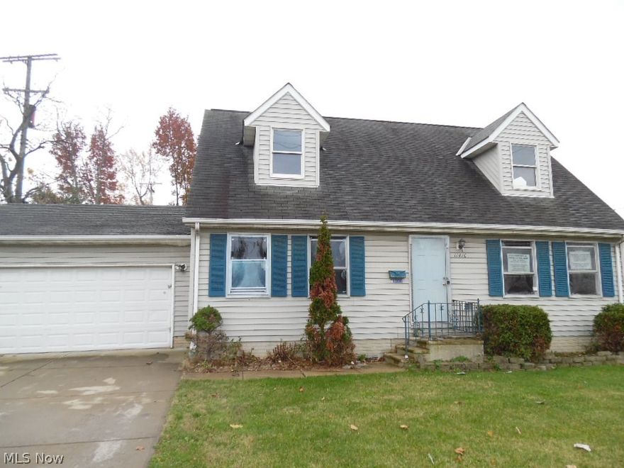 Charming cape cod in the heart of Cleveland, centrally located to all amenities.  Tons of potential.  Spacious.  Don't miss out!