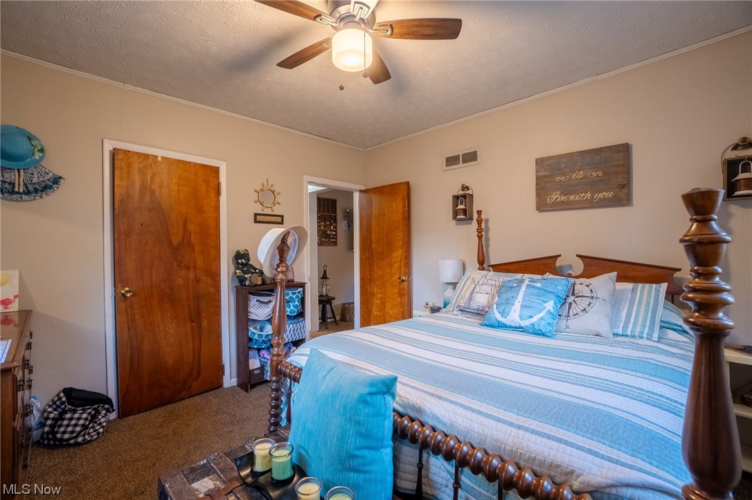 Barberton Homestead - Residential