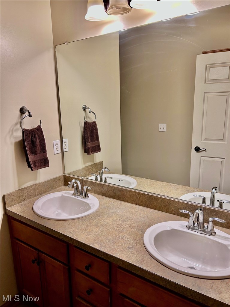 Shoreland Crossing - Residential