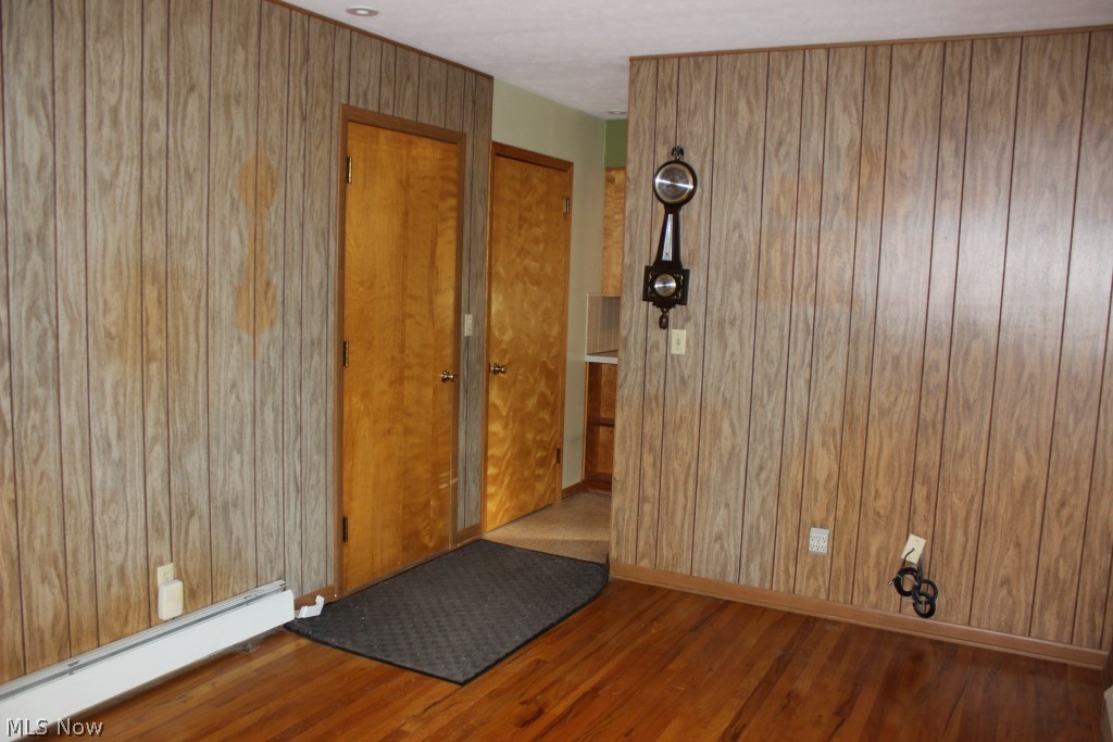 Chenoweth Little Farms - Residential