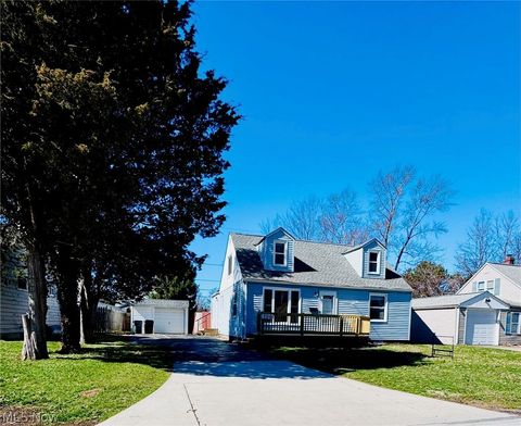 Homes For Sale - 196 S Point Drive<br/> Avon Lake, OH 44012