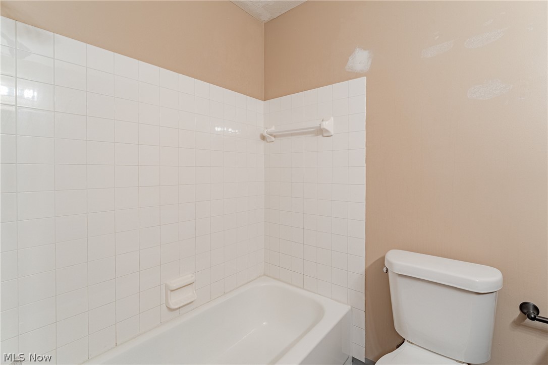 Cedarwood Vill Condo - Residential