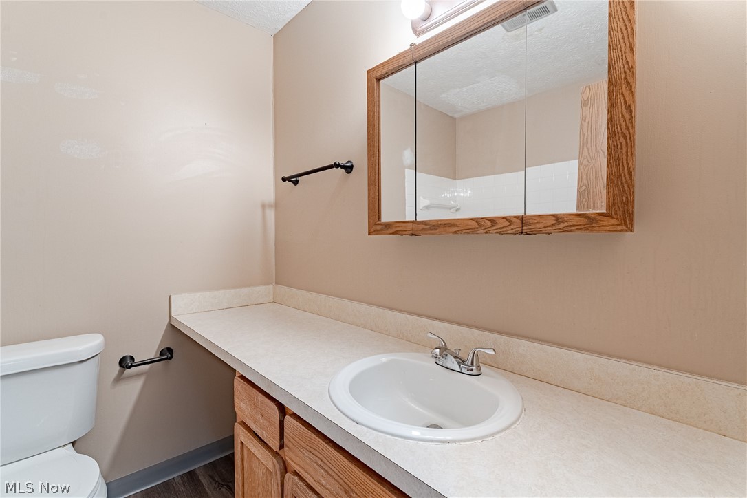 Cedarwood Vill Condo - Residential