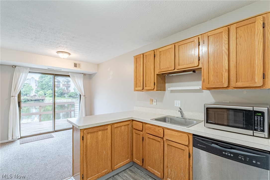 Cedarwood Vill Condo - Residential