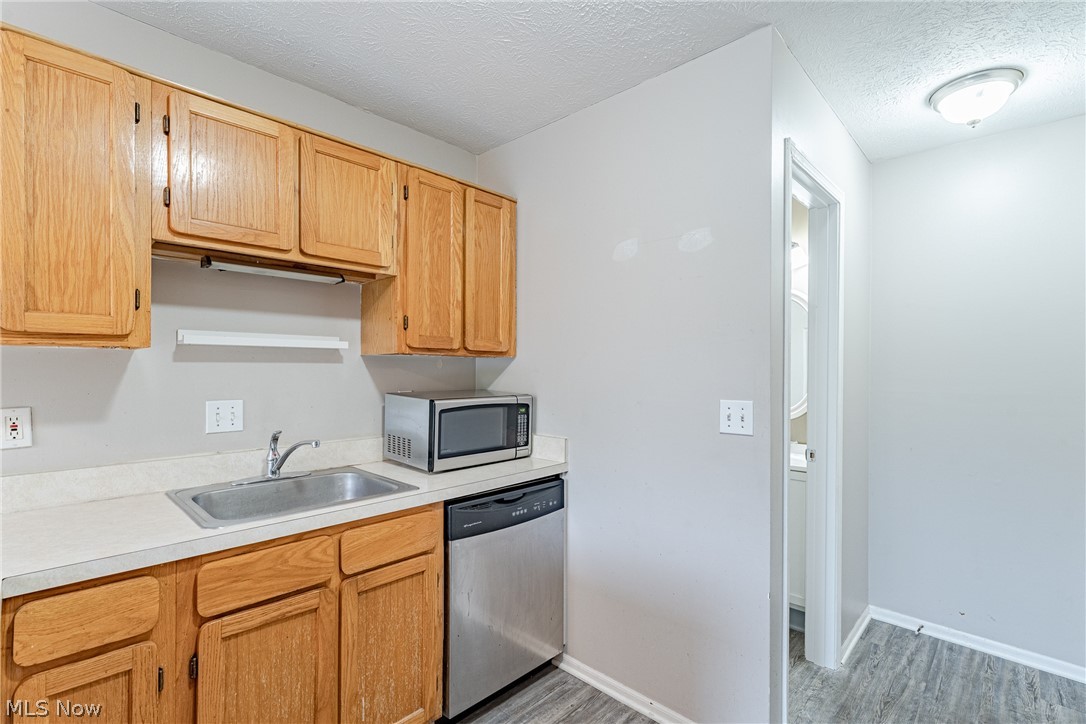 Cedarwood Vill Condo - Residential