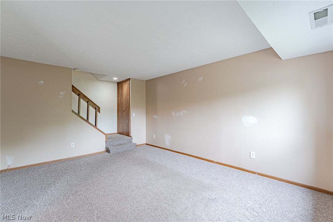 Cedarwood Vill Condo - Residential