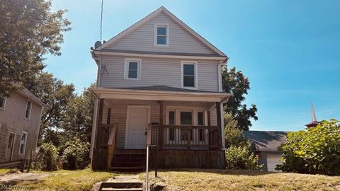 Homes For Sale - 750 Brown Street<br/> Akron, OH 44311