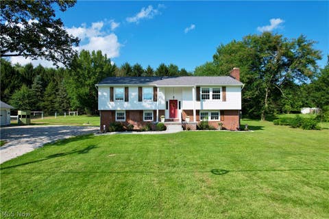 Homes For Sale - 4197 Waynesburg Road<br/> Carrollton, OH 44615