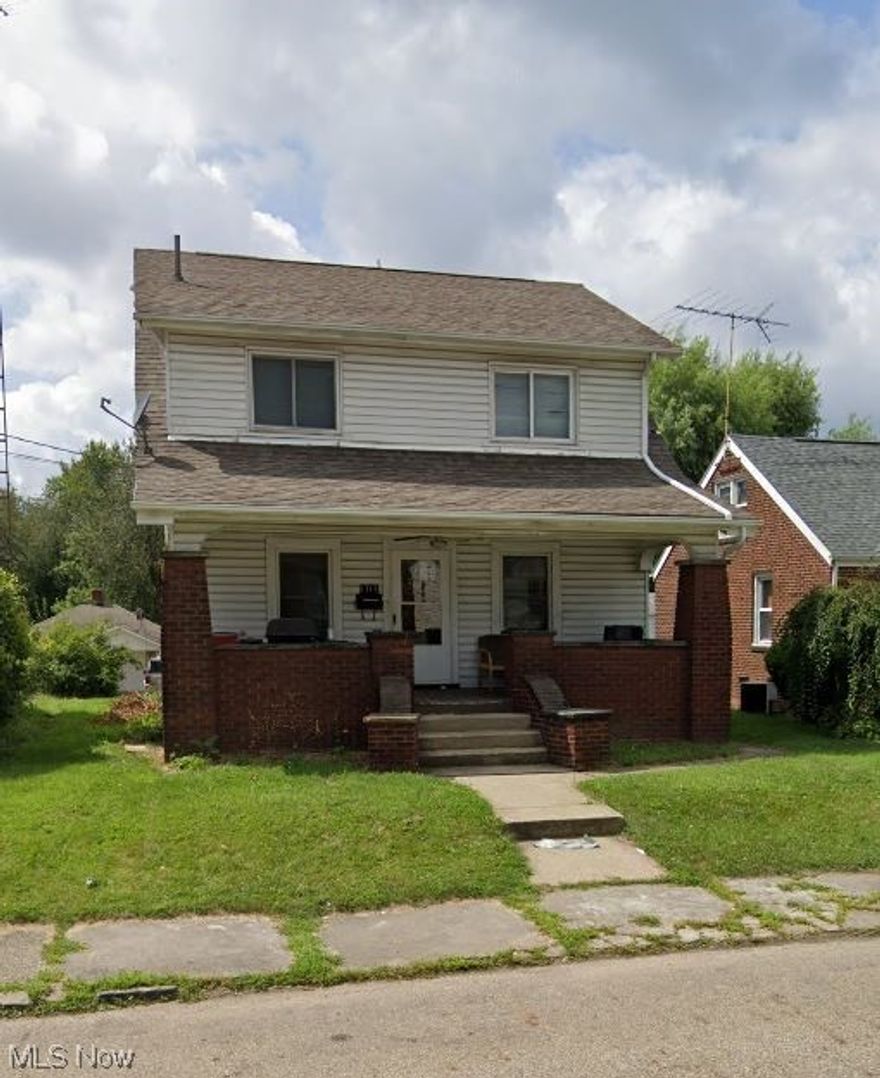 Great Investment Opportunity.  Nice Colonial Style home w/ 3 bedrooms, 1 bath, Central A/C, detached garage in Canton.  Great addition to any real estate portfolio.  Owner has kept long term tenant in property.