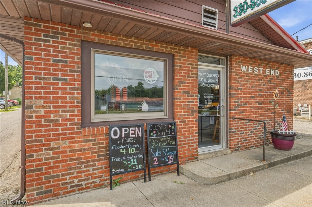 130 W Lisbon Street