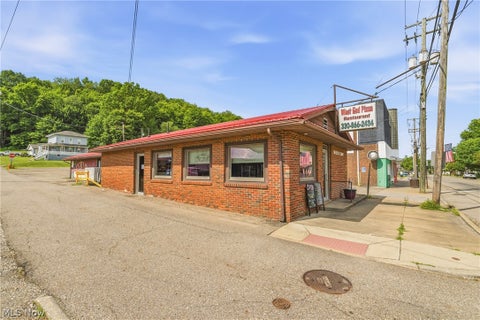 A Hanna HomeFinder account is required to view this listing.