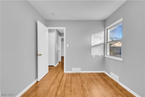 Tiny photo for 13813 Leroy Avenue, Cleveland, OH 44135 (MLS # 5180204)