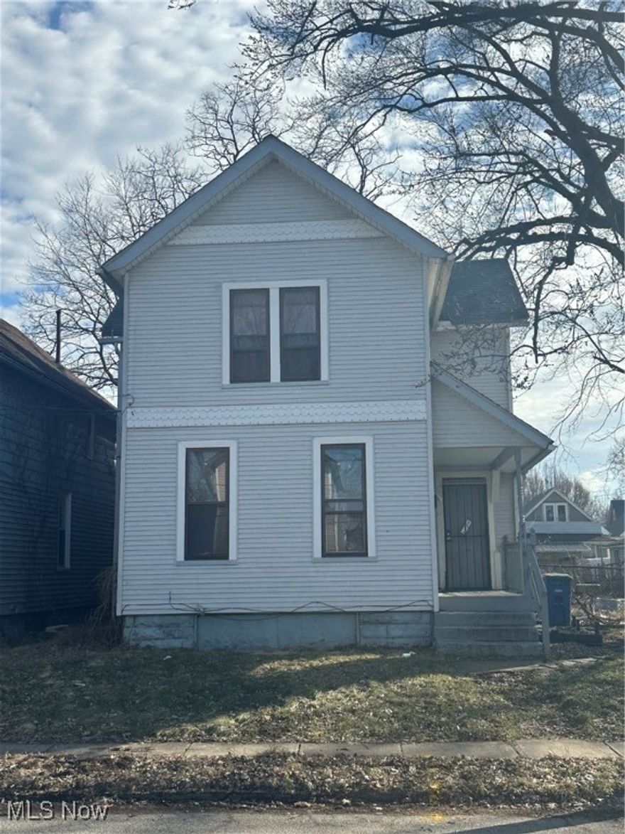 Recent updates will shine when this 2 unit 2/1 duplex is cleaned up. It is a solid investment with good bones and strong potential. With a little vision and cleanup, this property can be transformed into a great rental or resale opportunity. 

The home needs a cleanout and some TLC, but the structure is sound, making it a prime candidate for a value-add renovation. Sold as-is. Cash or renovation loan only. Don’t miss this chance—schedule your showing today!