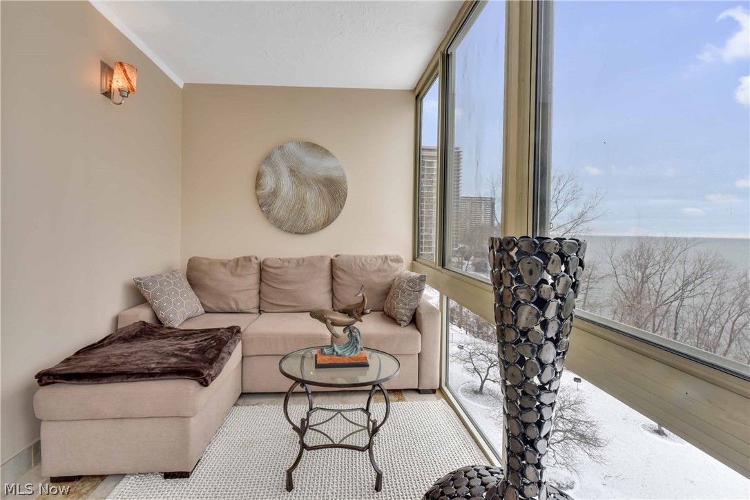 Marine Towers East Condo - Residential Lease