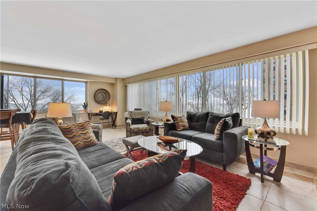 Marine Towers East Condo - Residential Lease