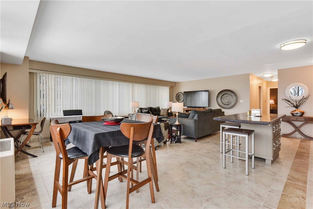 Marine Towers East Condo - Residential Lease