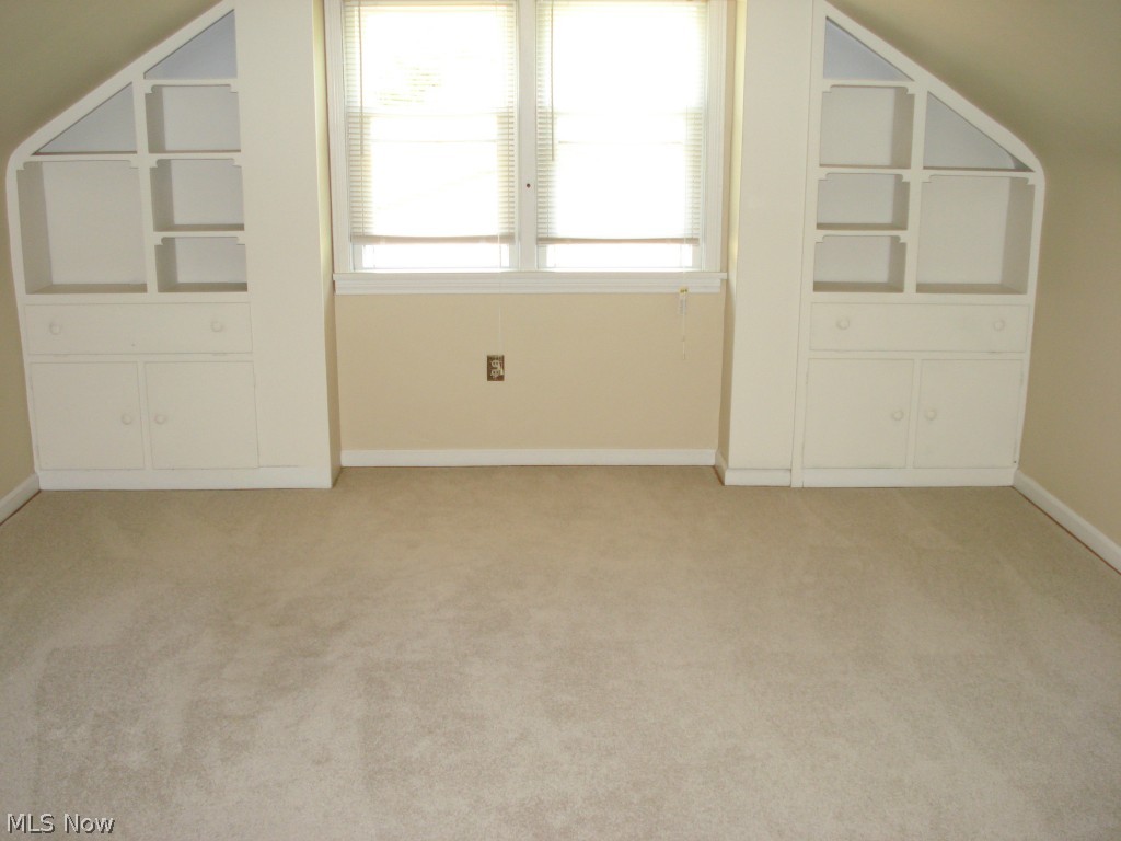 Simon & Minnie Troyers - Residential