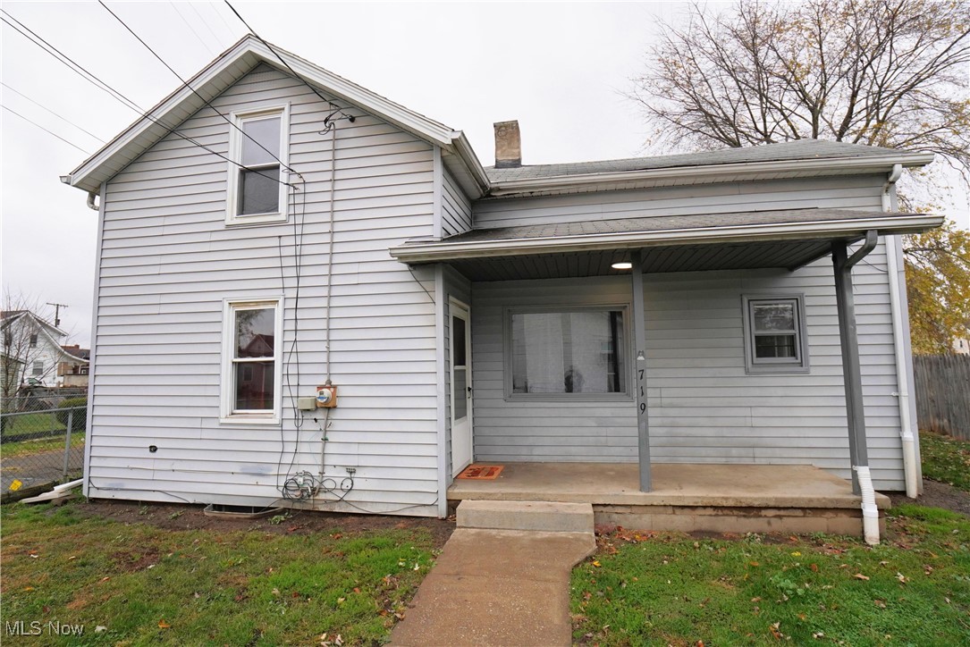 719 Raynolds Place, Canton, Ohio image 1