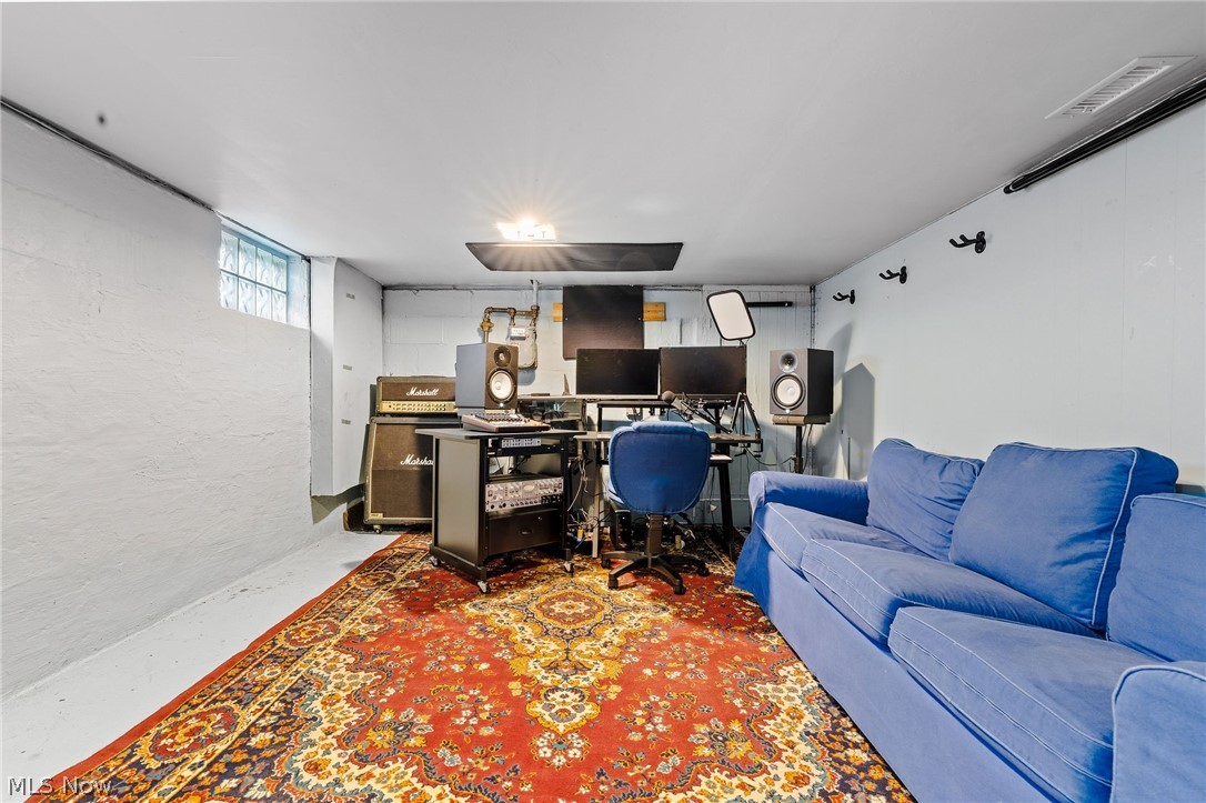 Associated Investment Co - Residential