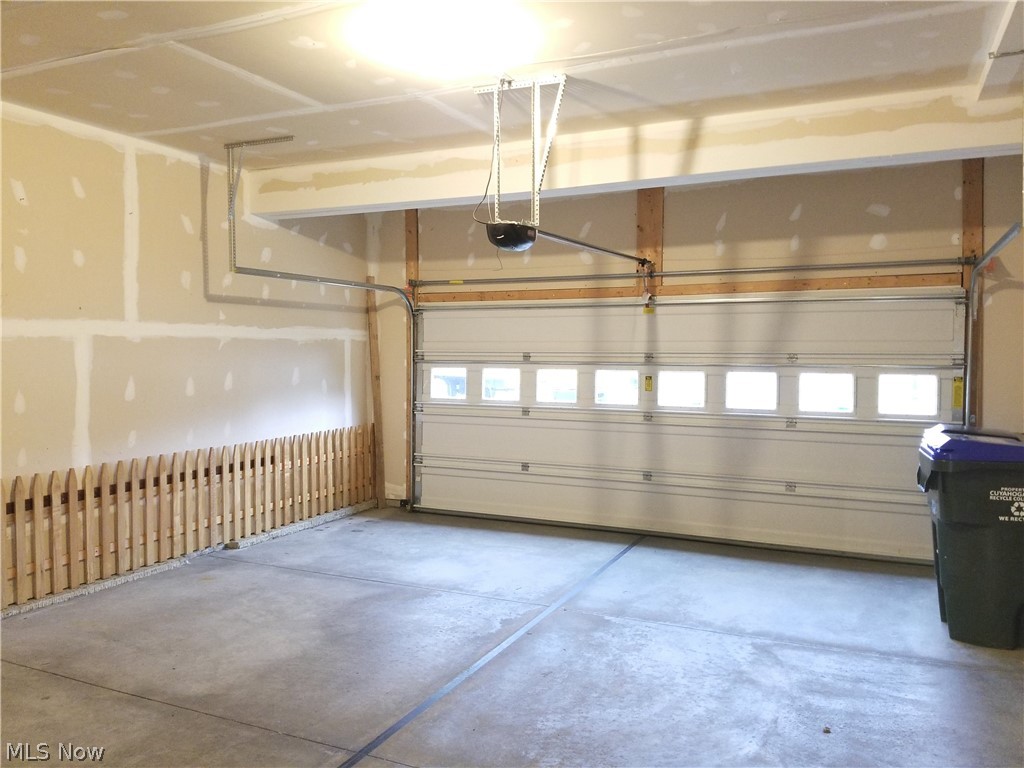 Hidden Lakes - Residential Lease