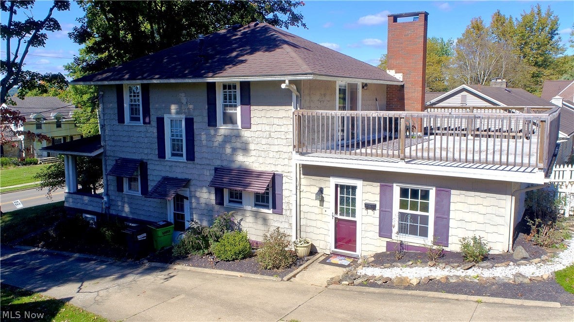 1107 Wooster Road
