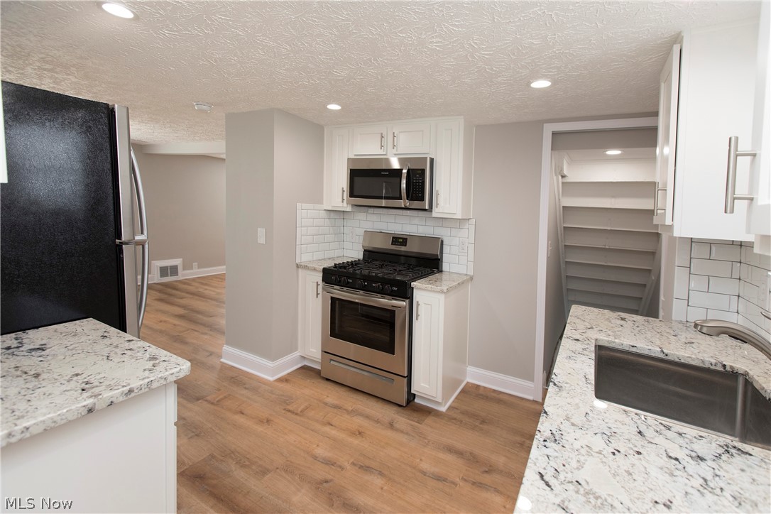 W A Congleton Janmar 05 - Residential Lease