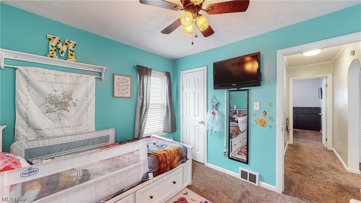 Springfield 04 TR 4 LOT 1 S of St .250A - Residential