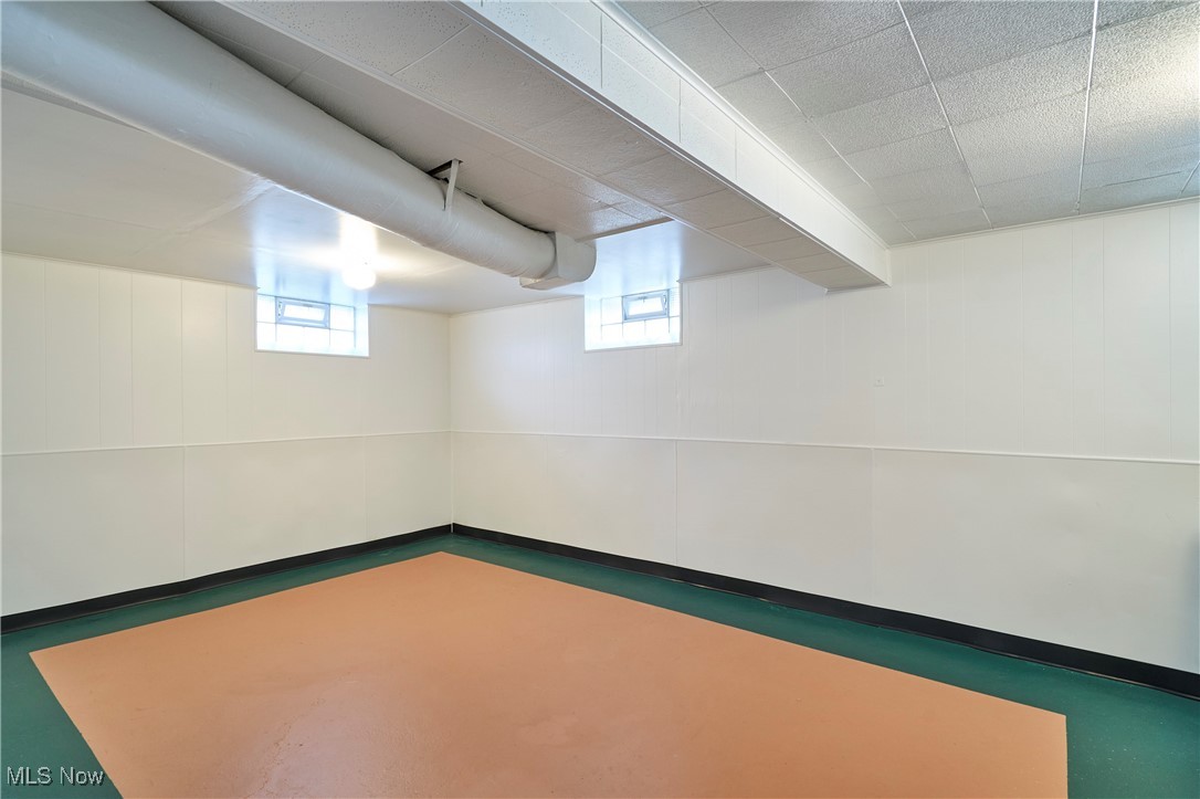 Shaker Heights, Ohio 44022, United States, 3 Bedrooms Bedrooms, ,2 BathroomsBathrooms,Residential,Active,208927