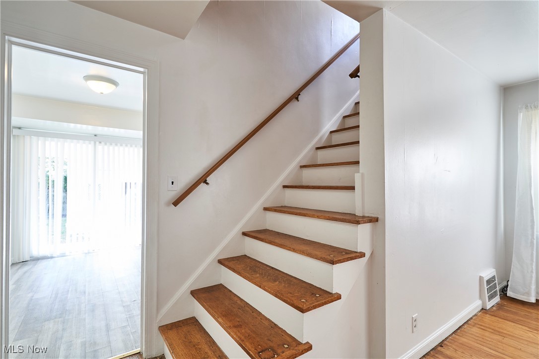 Shaker Heights, Ohio 44022, United States, 3 Bedrooms Bedrooms, ,2 BathroomsBathrooms,Residential,Active,208927