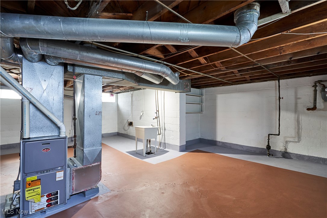 Shaker Heights, Ohio 44022, United States, 3 Bedrooms Bedrooms, ,2 BathroomsBathrooms,Residential,Active,208927