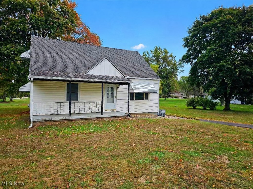 Suffield Village 86 - Residential