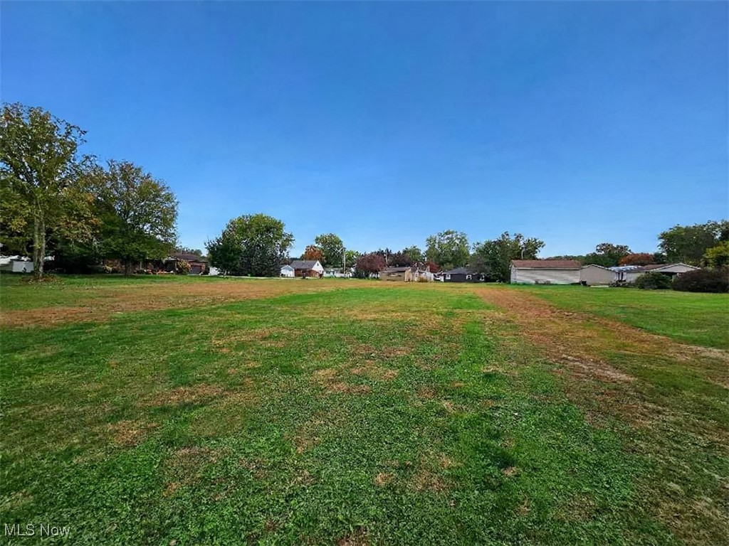 Suffield Village 86 - Residential