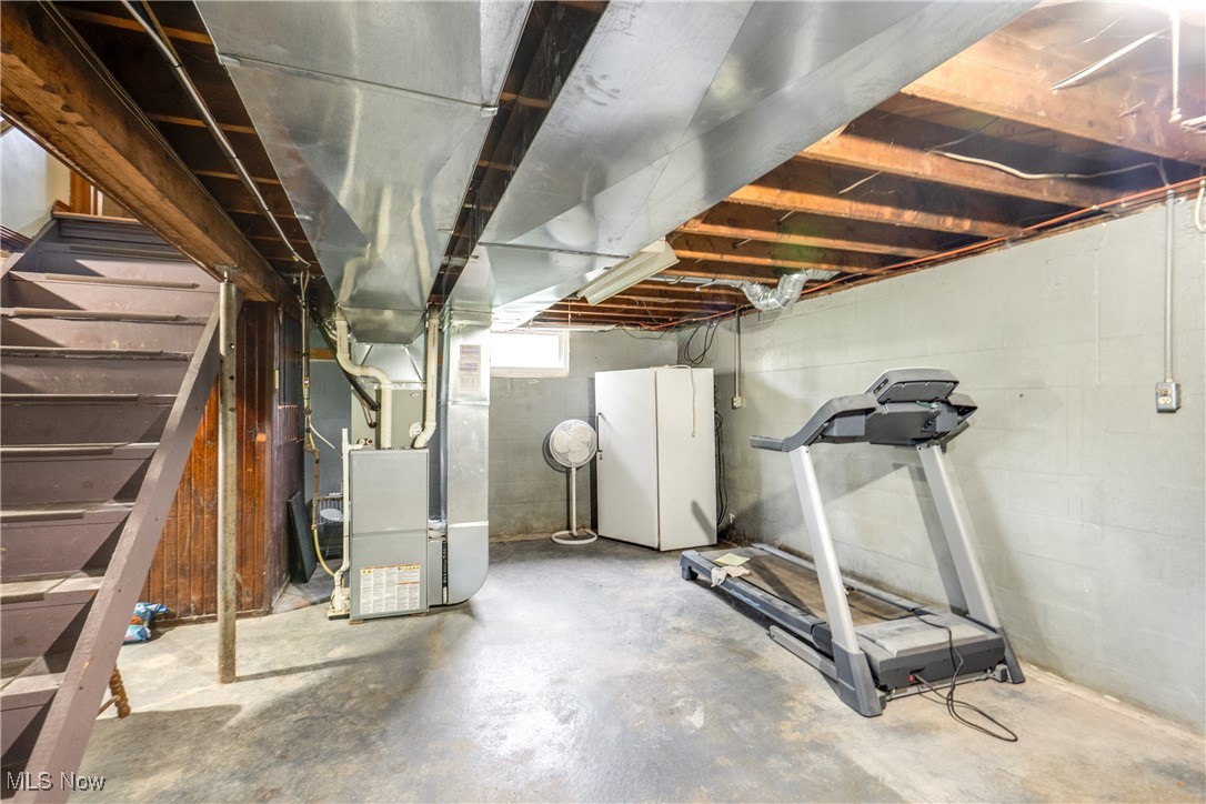 Suffield Village 86 - Residential