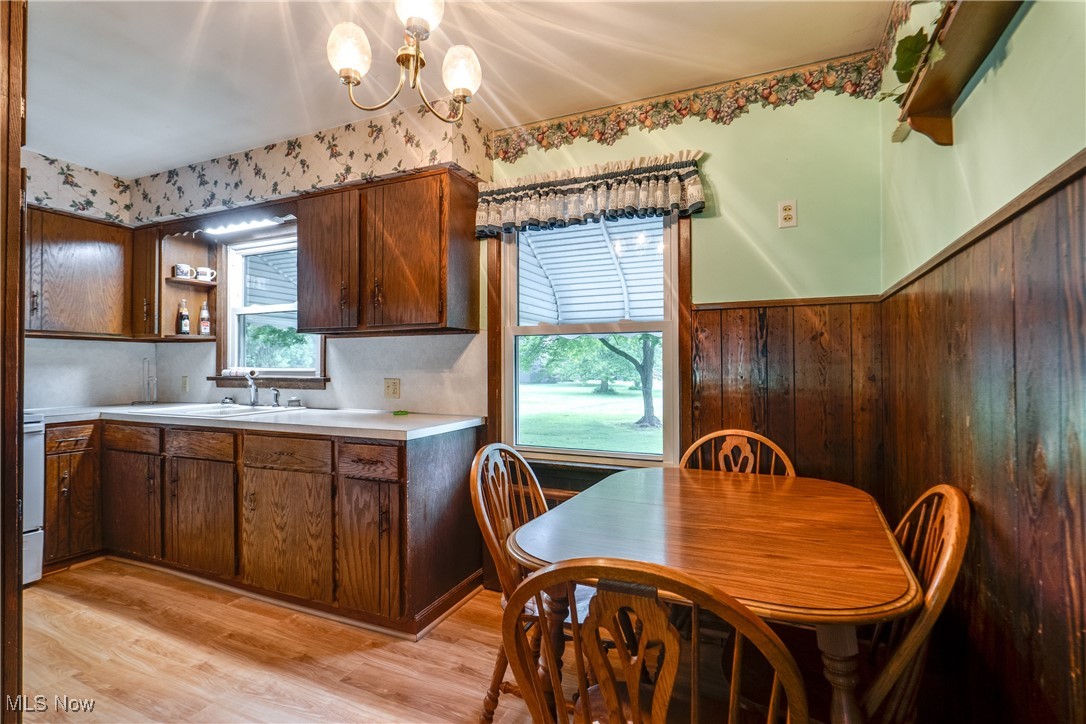 Suffield Village 86 - Residential