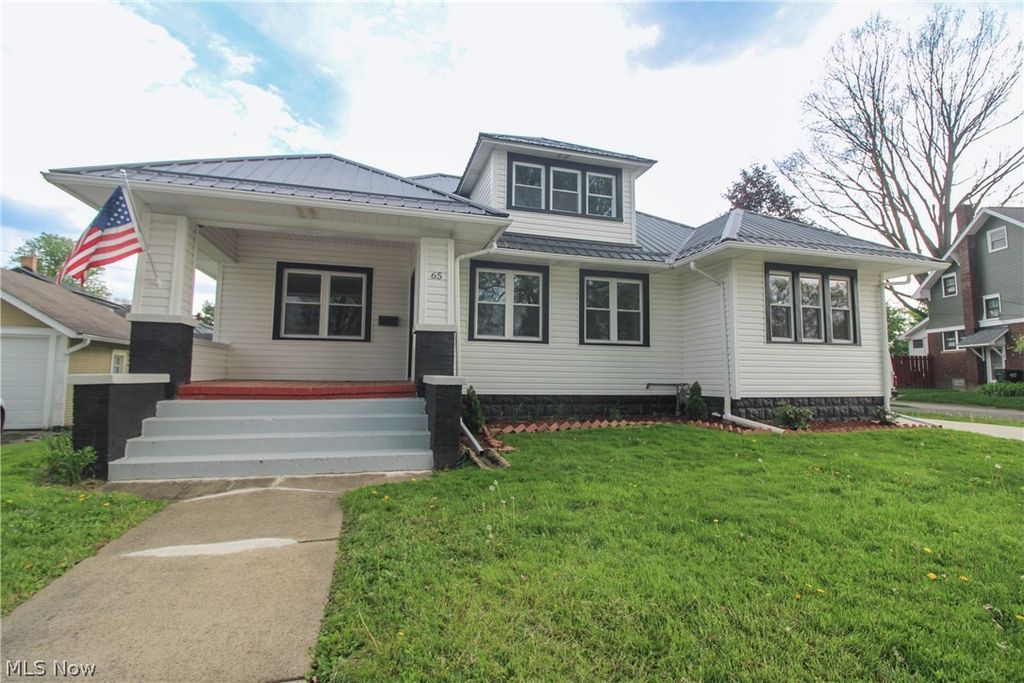 Photo of 65 Duquesne Street, Columbiana, OH 44408 (MLS # 5204595)