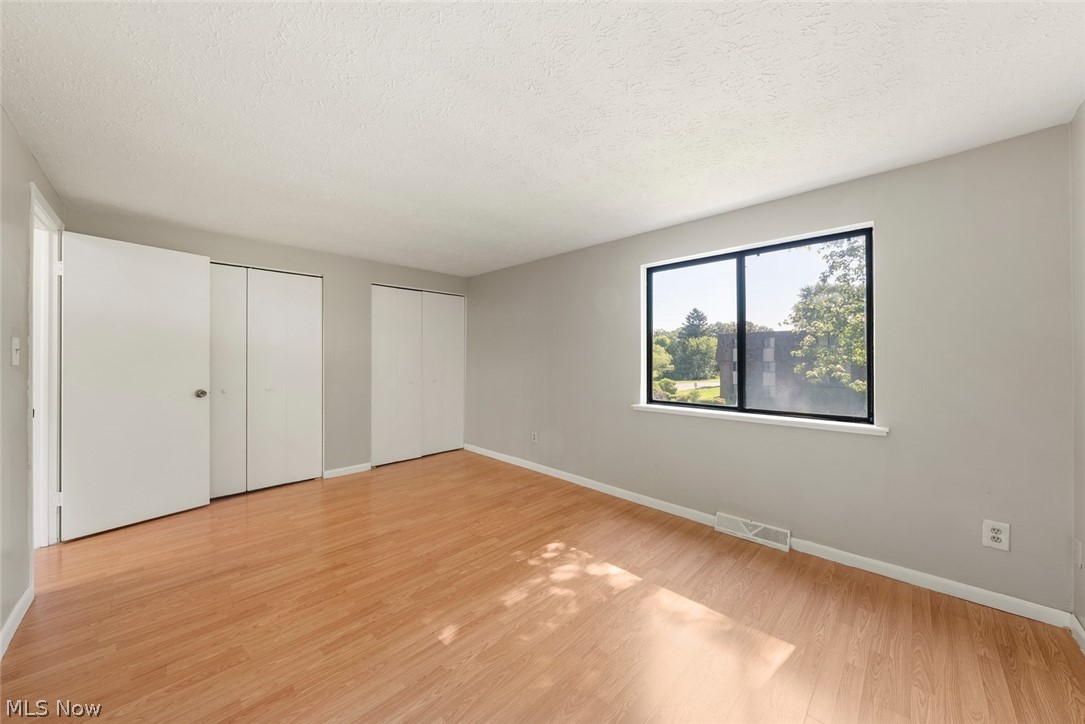 Lake Falls Condo - Residential