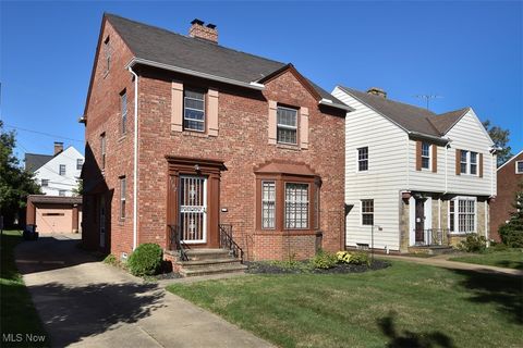 3702 Daleford Road Shaker Heights OH 44120