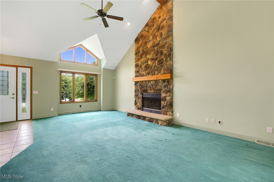 Mayfair Lakes - Residential