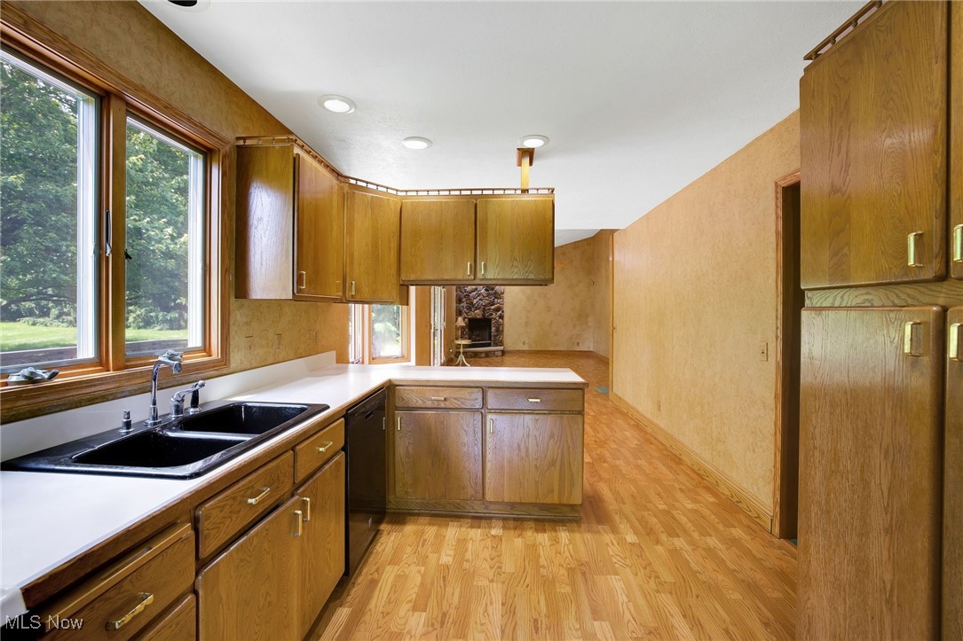 Mayfair Lakes - Residential