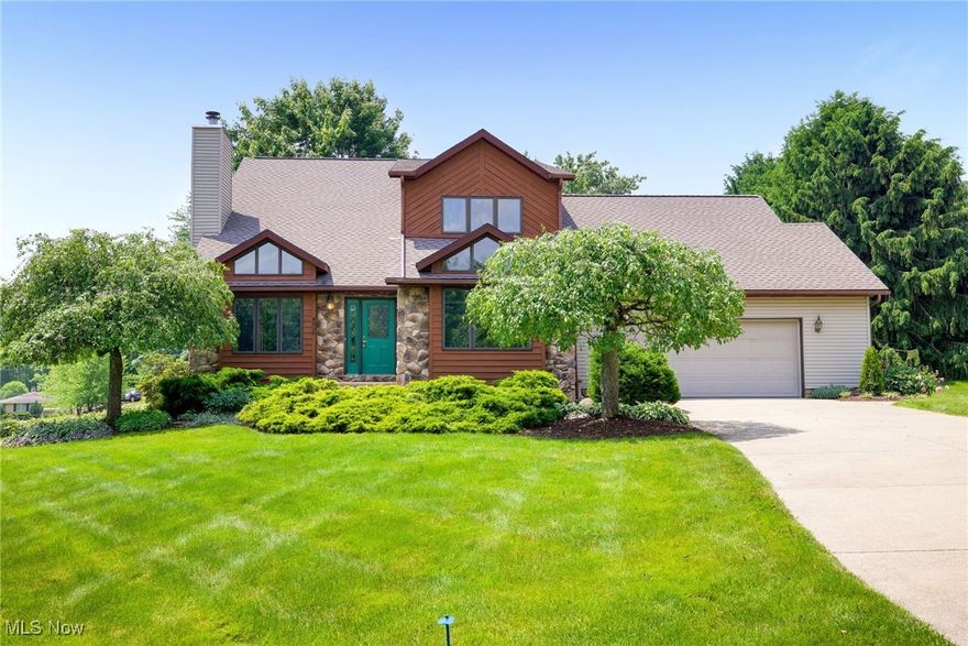 Welcome to this beautiful and well-maintained home nestled in the desirable Green Mayfair Lakes Development. Offering 3 spacious bedrooms and 3 full baths, this home is perfect for both everyday living and entertaining.
Situated on a larger lot in a quiet cul-de-sac, the property boasts impressive curb appeal, a two-car garage, and well-manicured landscaping. Inside, you'll find a thoughtful layout featuring a formal dining room, a cozy living room, and an expansive great room with a stunning stone fireplace, one of two gas fireplaces in the home.
The first-floor master suite offers convenience and privacy, complete with a huge walk-in closet and easy access to the main living areas. Upstairs, two generously sized bedrooms share a full bath and are connected by a large loft overlooking the great room—ideal for a home office, study area, or playroom.
The full basement includes the third full bath and laundry room, and is ready to be finished to suit your needs—whether as additional living space, a home gym, or a recreation area.
Other highlights include beautiful casement windows throughout, a large deck off the patio door, and plenty of room for outdoor entertaining.
Don’t miss this rare opportunity to own a versatile, spacious home in a sought after neighborhood!