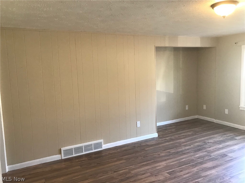 Suburban Gardens Allotment - Residential