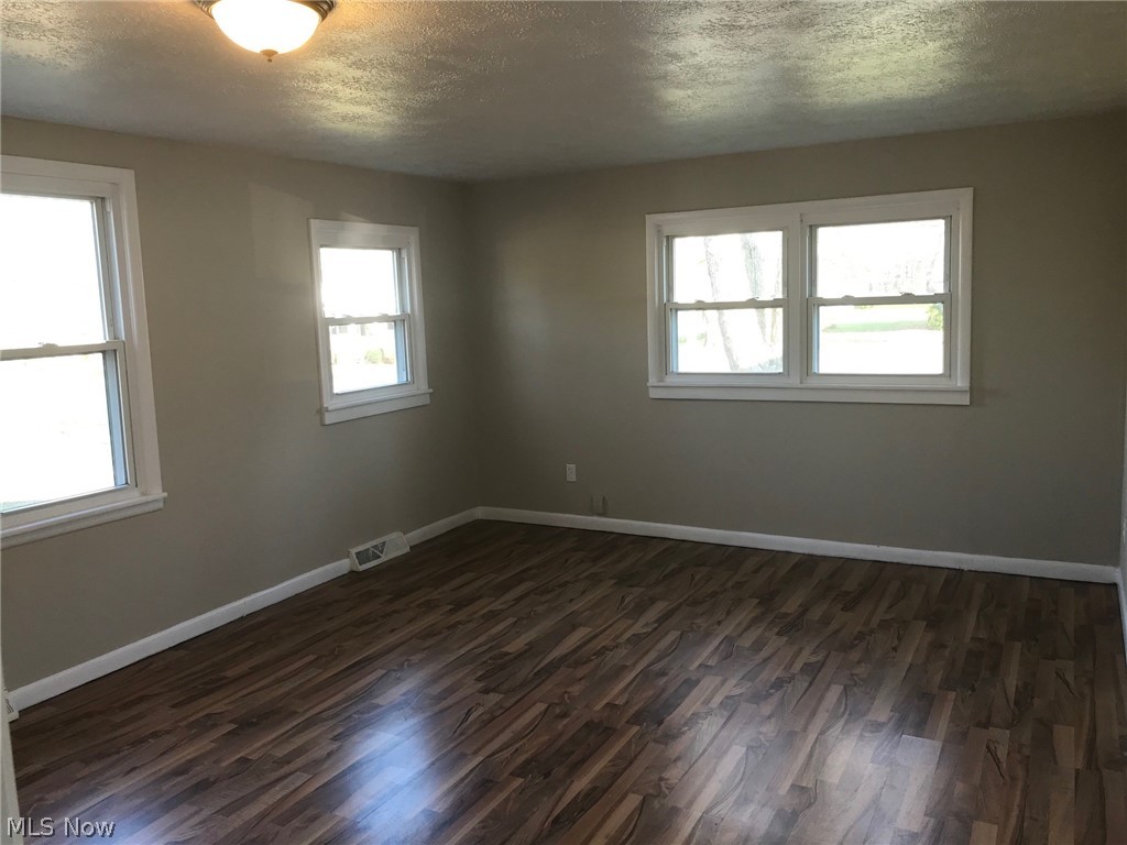 Suburban Gardens Allotment - Residential