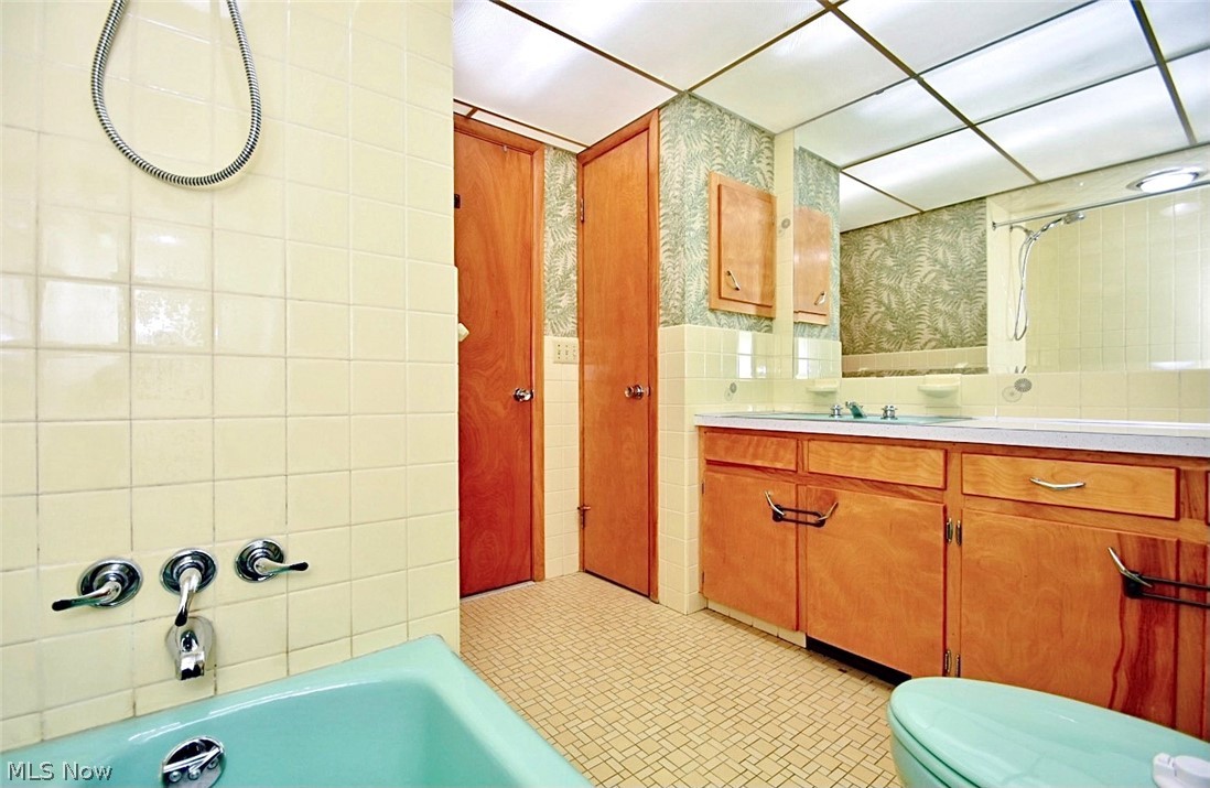 Opak Tree Sub - Residential