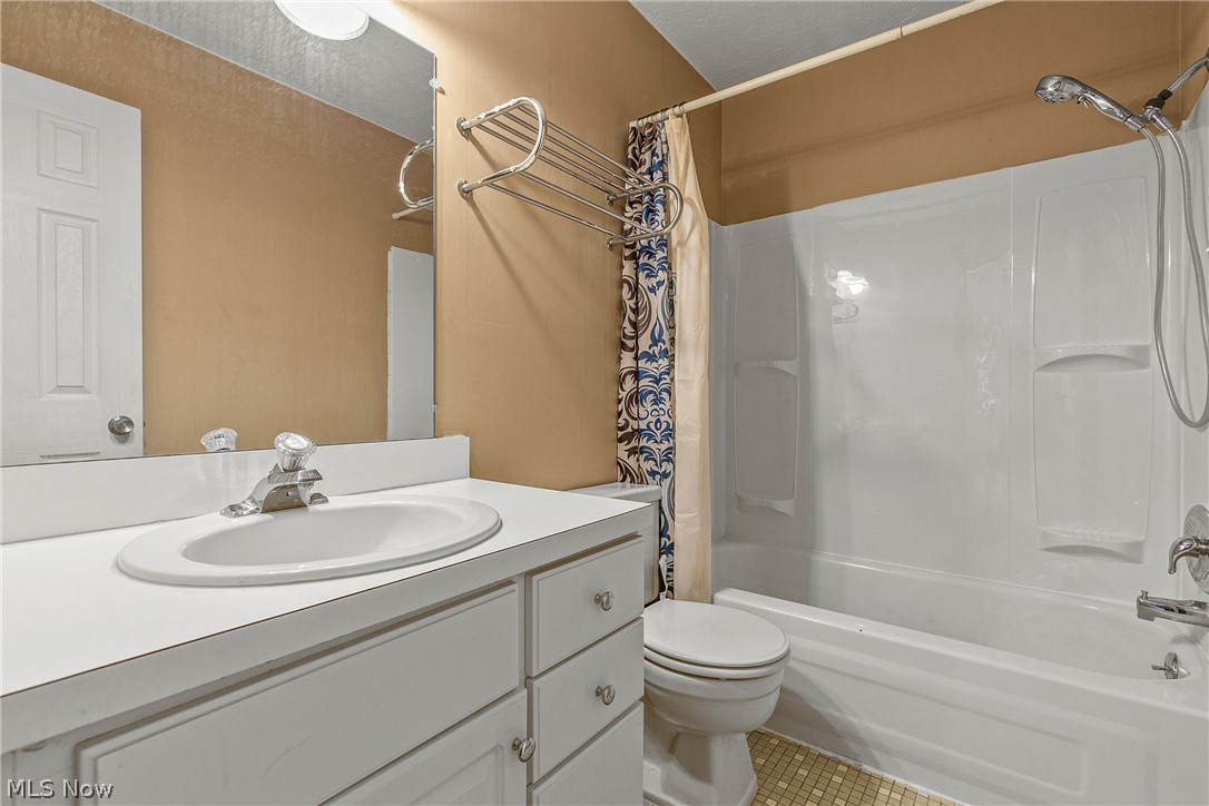 College Hills 02 - Residential